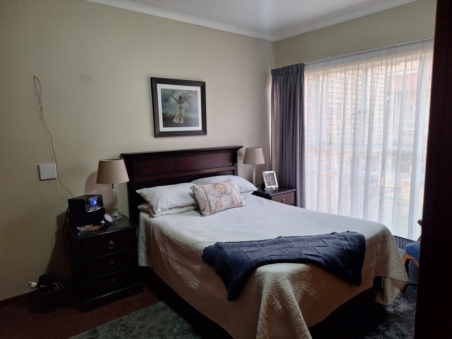 1 Bedroom Property for Sale in Miederpark North West